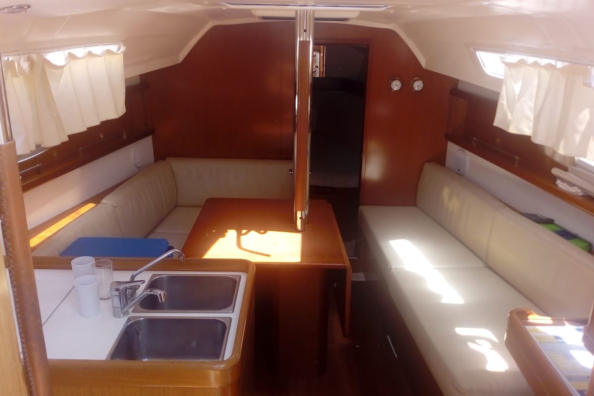 Salon of Trizonia, a Beneteau Oceanis 31 sailboat at Municipal Unit of Lefkada, Greece