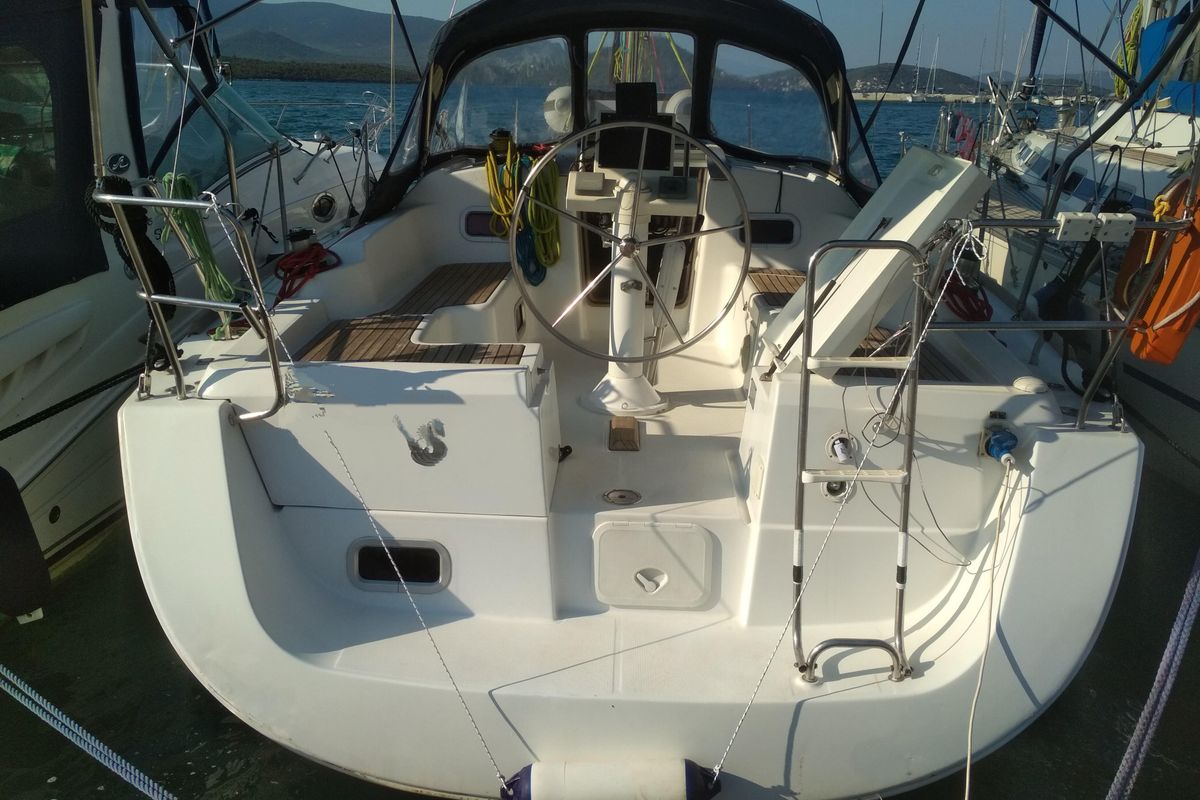 MAMMA, a Beneteau Oceanis 34 sailboat at Municipal Unit of Pteleos, Greece