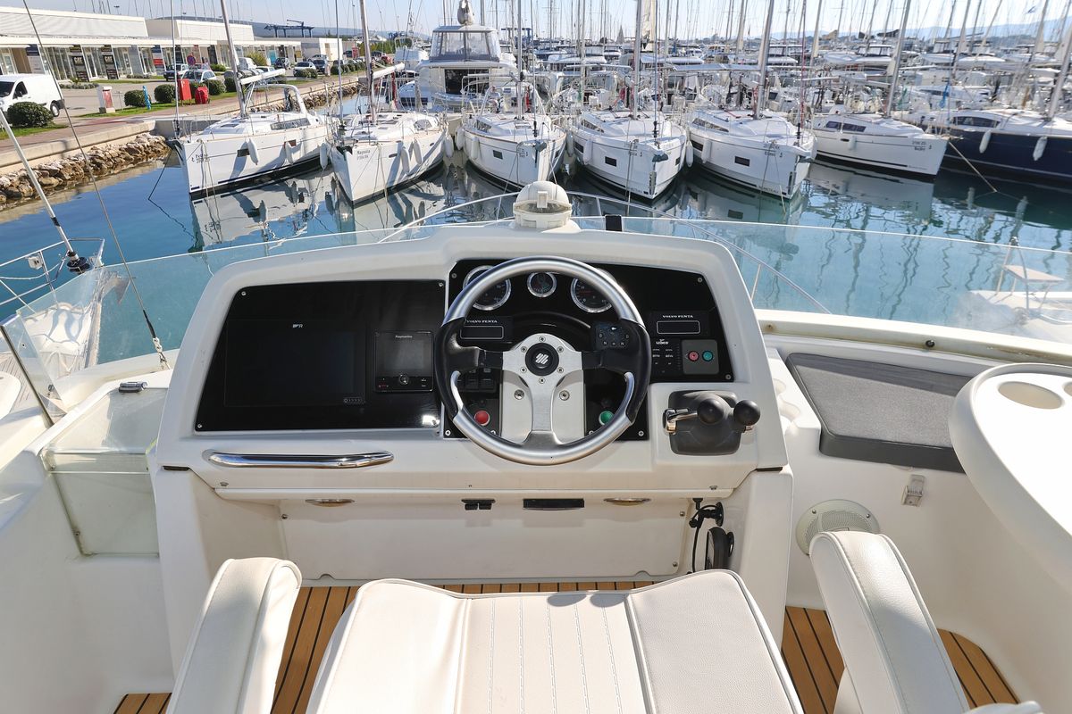 Cabin on KATANA, a Beneteau Antares 13,80 yacht at Općina Sukošan, Croatia