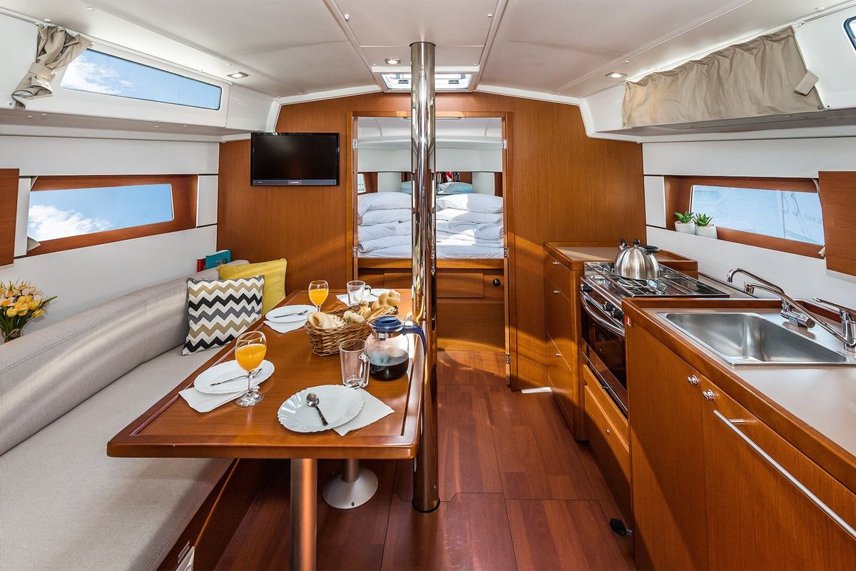 Salon of SAILOR JUPITER, a Beneteau Oceanis 38.1 sailboat at Općina Medulin, Croatia