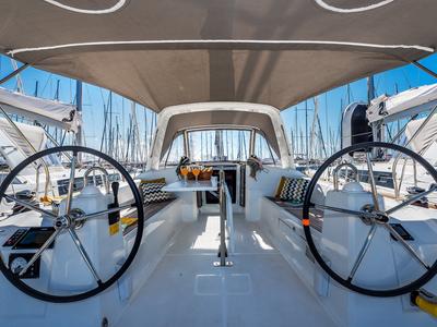 Cockpit of SAILOR JUPITER, a Beneteau Oceanis 38.1 sailboat at Općina Medulin, Croatia