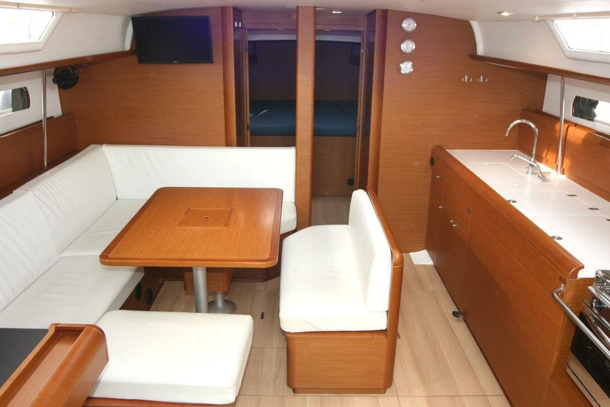 Salon of Horizon, a Jeanneau Sun Odyssey 479 sailboat at Općina Rogoznica, Croatia