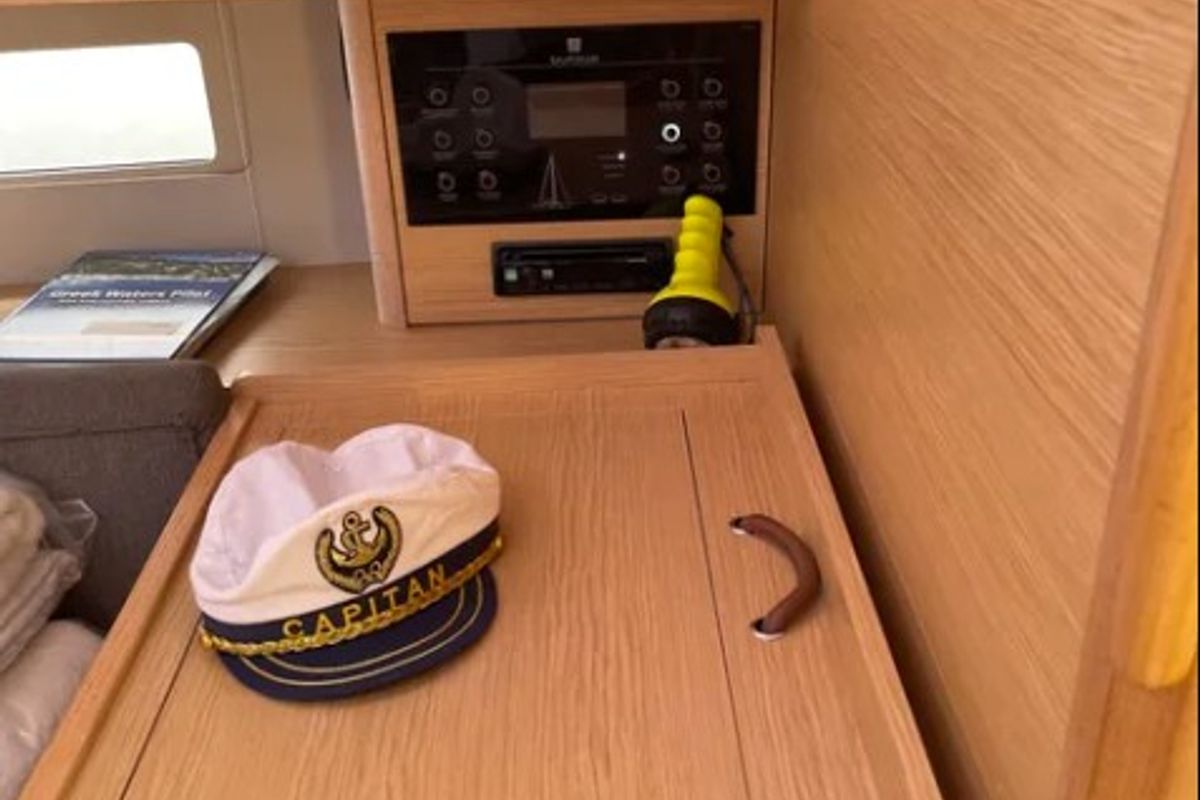 Galley of Souel, a Dufour 390 GL sailboat at Municipal Unit of Apollonioi, Greece