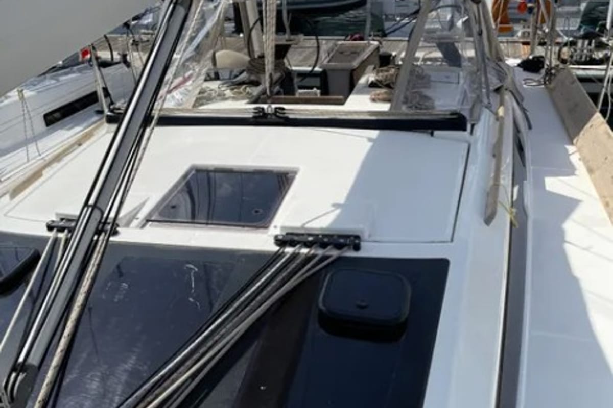 Salon of Souel, a Dufour 390 GL sailboat at Municipal Unit of Apollonioi, Greece