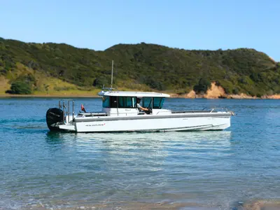 Tere Tere, a Axopar Axopar 28 motorboat at Bay of Islands, New Zealand