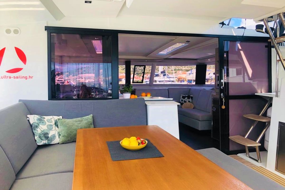 Salon of DESAFINADO, a Fountaine Pajot Saona 47 catamaran at Seget Donji, Croatia