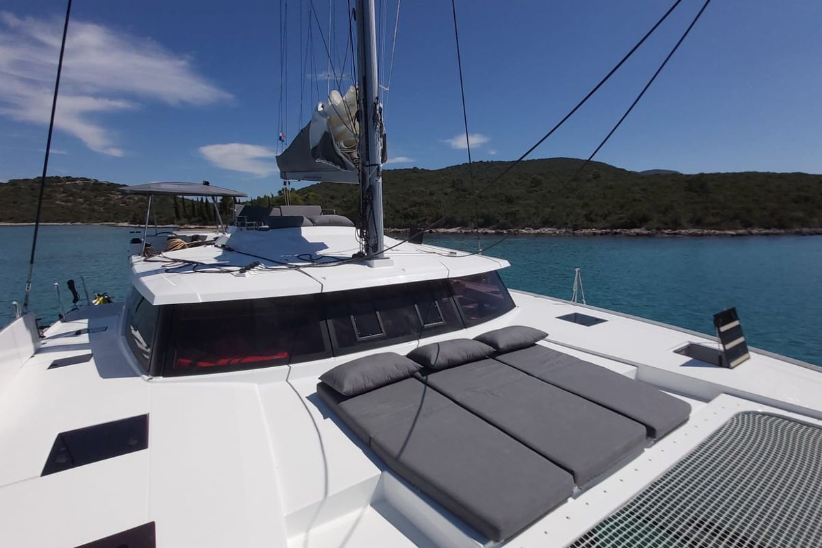 Deck of DESAFINADO, a Fountaine Pajot Saona 47 catamaran at Seget Donji, Croatia