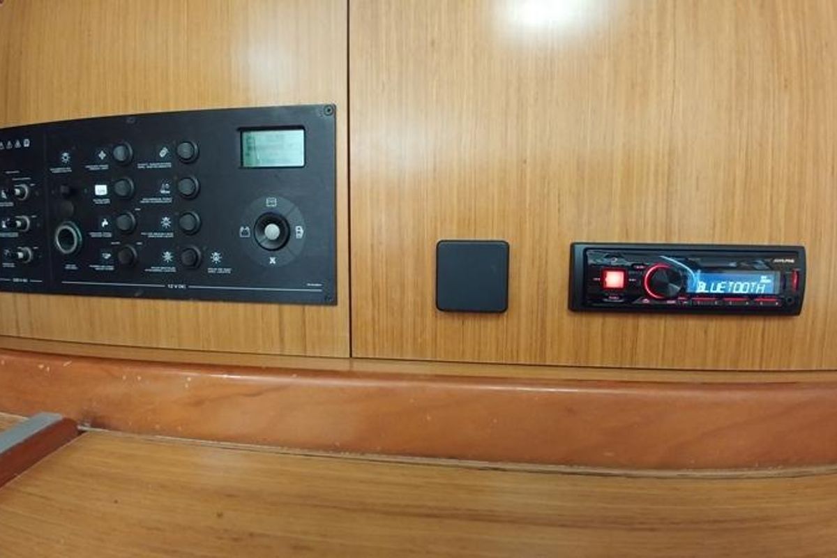 Cabin on Katrina, a Jeanneau Sun Odyssey 36i sailboat at Municipal Unit of Elefsina, Greece