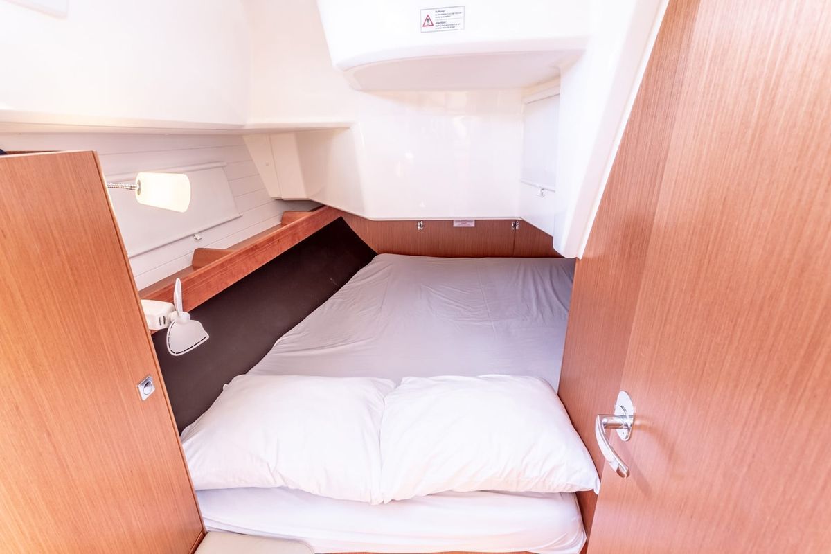 Cabin on New Beginnings, a Bavaria 37 sailboat at Road Town, British Virgin Islands