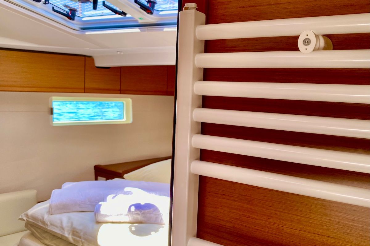 Cabin on KATRINA, a Jeanneau 51 sailboat at Grad Šibenik, Croatia