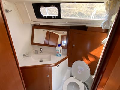 Salon of Kaali, a Beneteau Oceanis 45 sailboat at La Spezia, Italy