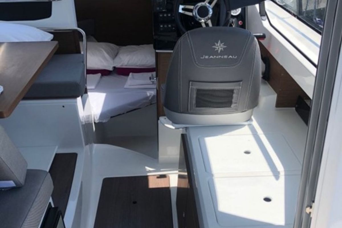 Cockpit of Posejdon, a Jeanneau Merry Fisher 795 motorboat at Mali Lošinj, Croatia