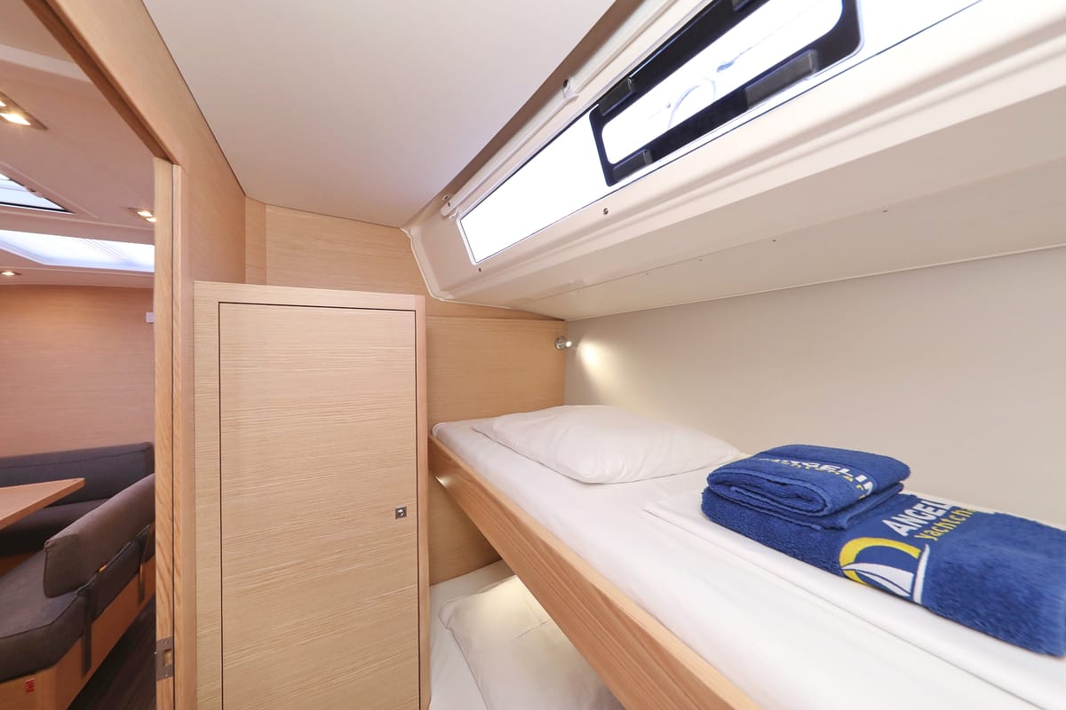 Cabin on Flipper, a Dufour 470 sailboat at Općina Sukošan, Croatia