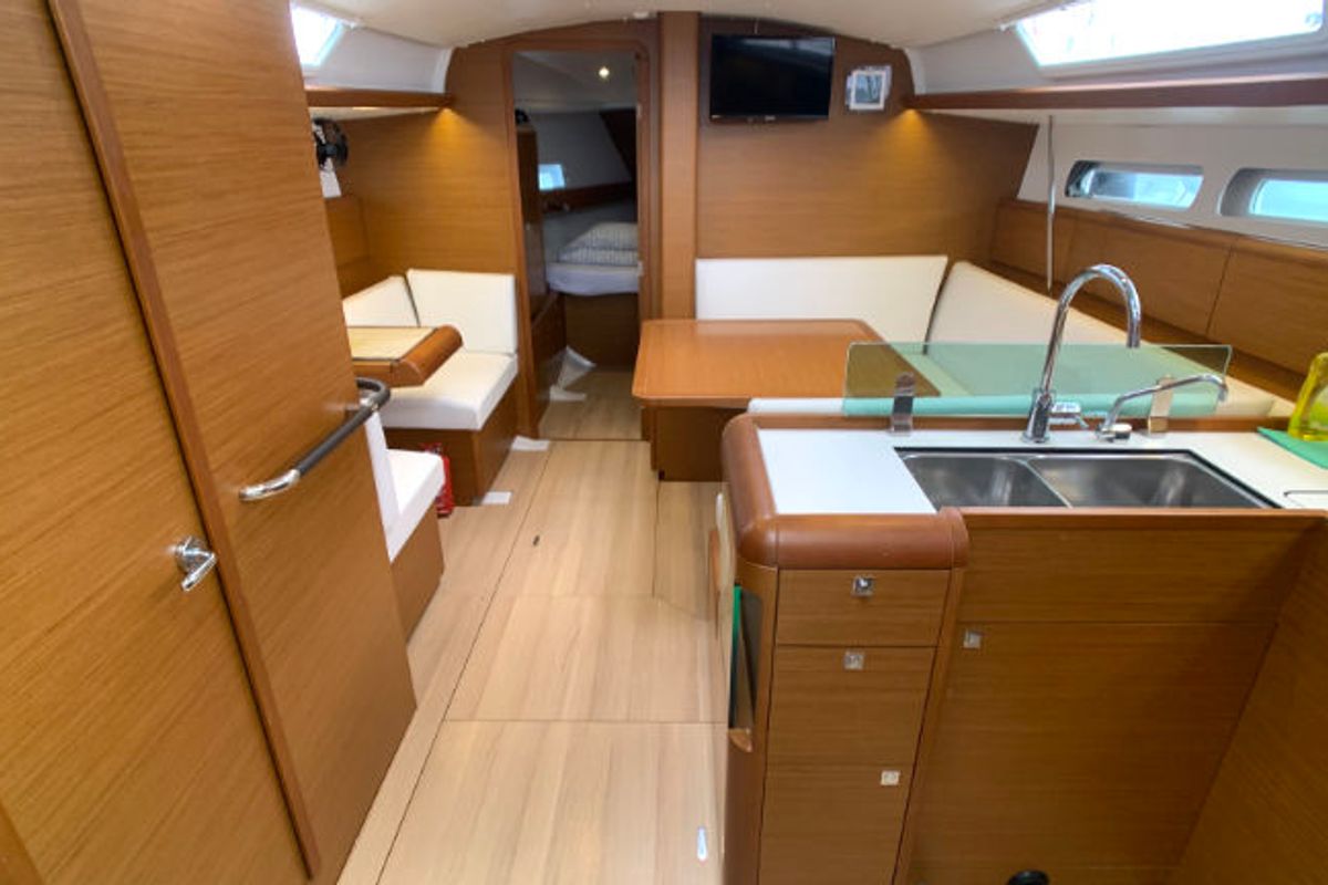 Salon of Espresso, a Jeanneau Sun Odyssey 419 sailboat at Općina Rogoznica, Croatia