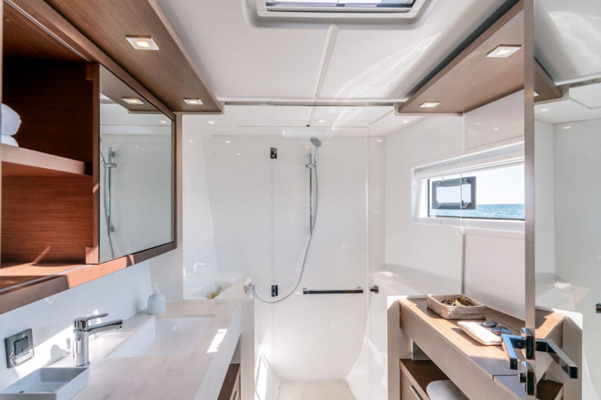 Head on Overseas, a Lagoon 46 catamaran at Thira Municipal Unit, Greece