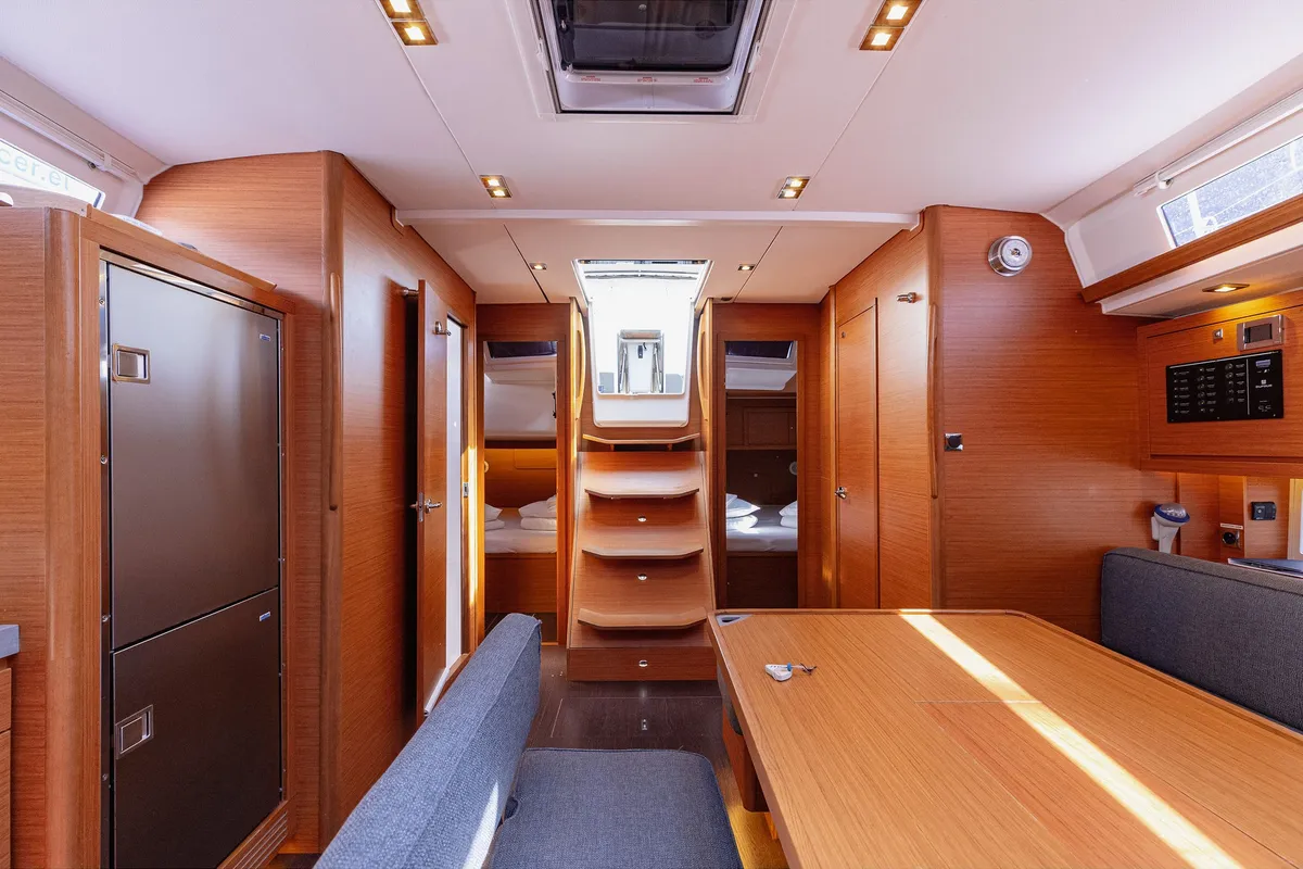 Salon of BALU, a Dufour 470 sailboat at Grad Kaštela, Croatia