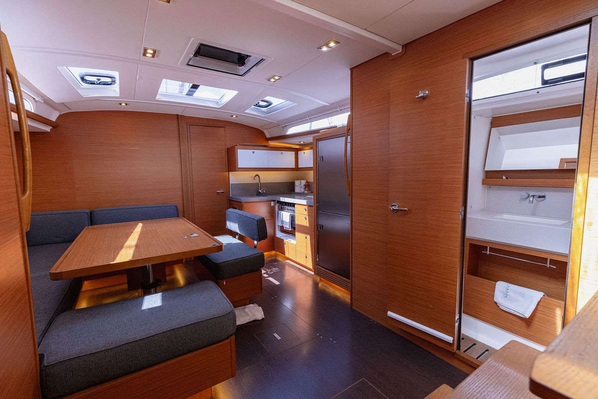 Salon of BALU, a Dufour 470 sailboat at Grad Kaštela, Croatia