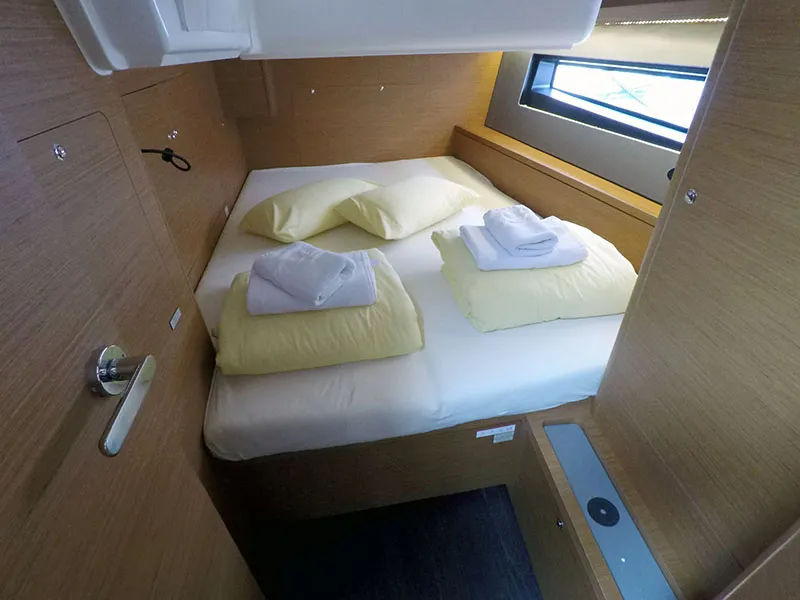 Cabin on Moma, a Dufour 41 sailboat at Grad Šibenik, Croatia