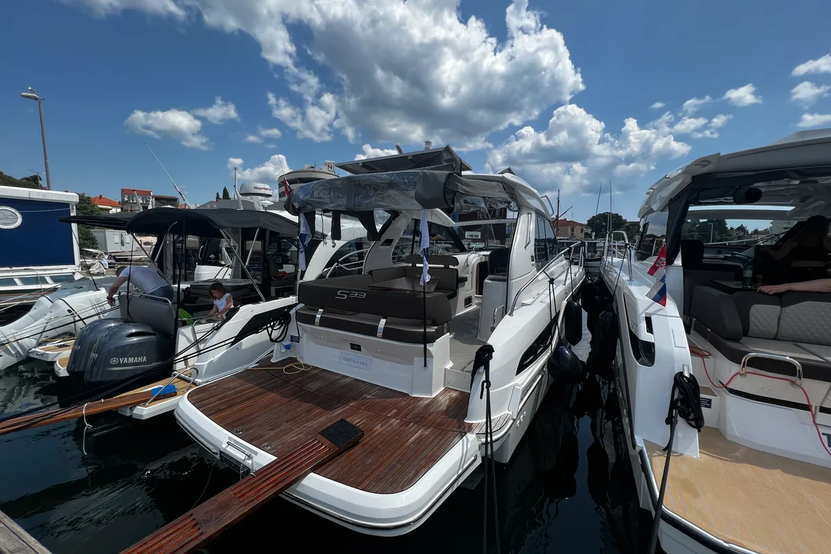 Deck of Palermo, a Bavaria 33 Sport HT motorboat at Grad Biograd na Moru, Croatia