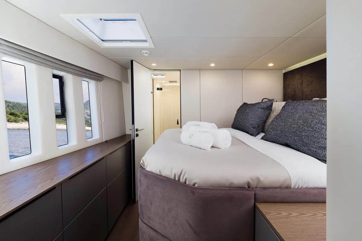 Cabin on Sweet Dreams, a Sunreef Yachts Sunreef 50 catamaran at Grad Kaštela, Croatia