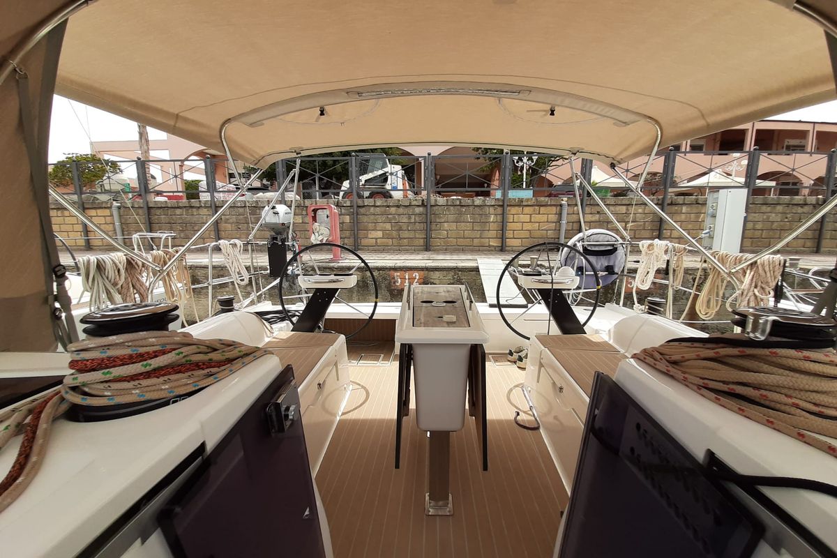 Cockpit of Inycum, a Dufour 390 GL sailboat at Tonnarella, Italy