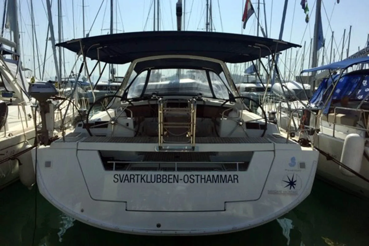 Svartklubben-Östhammar , a Beneteau Oceanis 48 sailboat at Gåshaga, Sweden