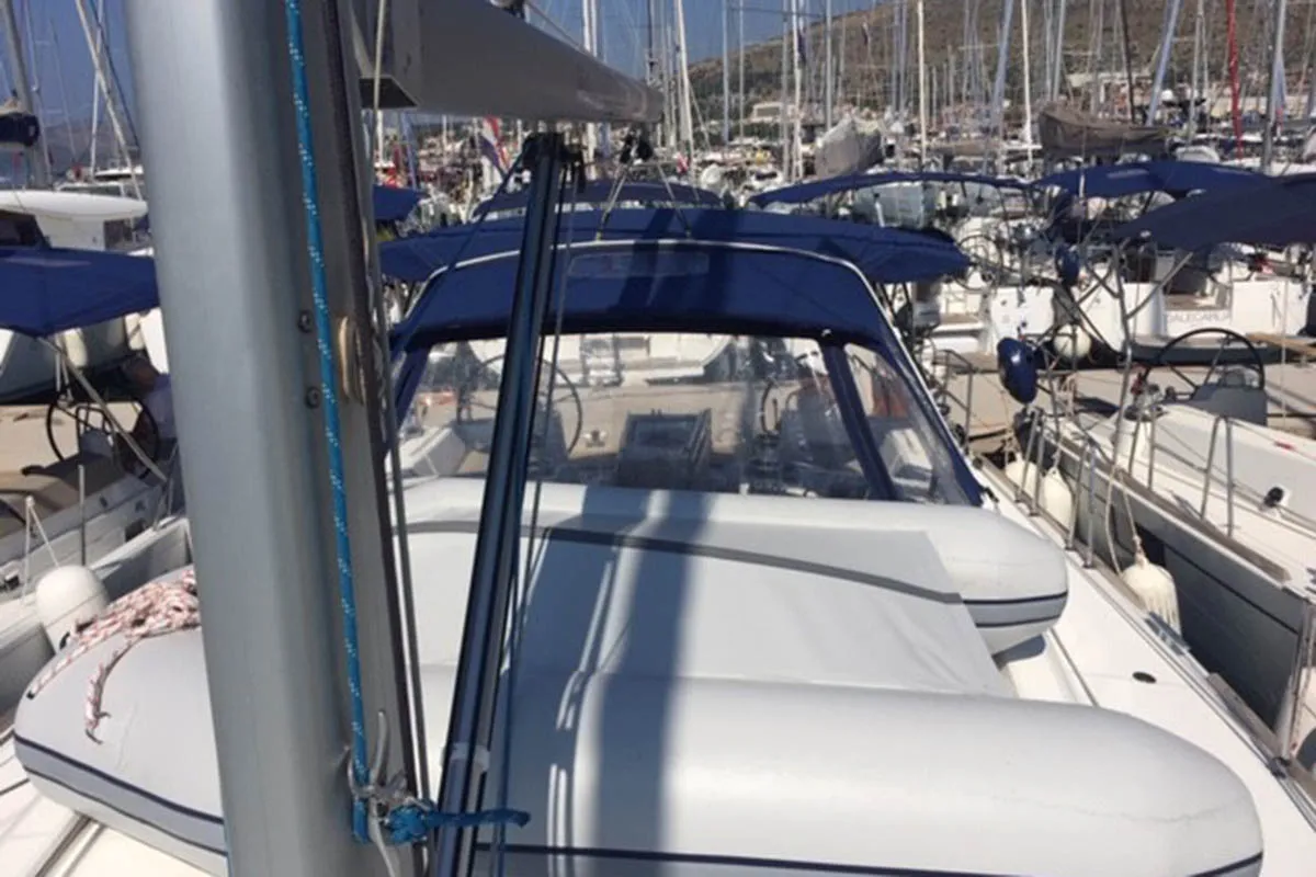 Svartklubben-Östhammar , a Beneteau Oceanis 48 sailboat at Gåshaga, Sweden