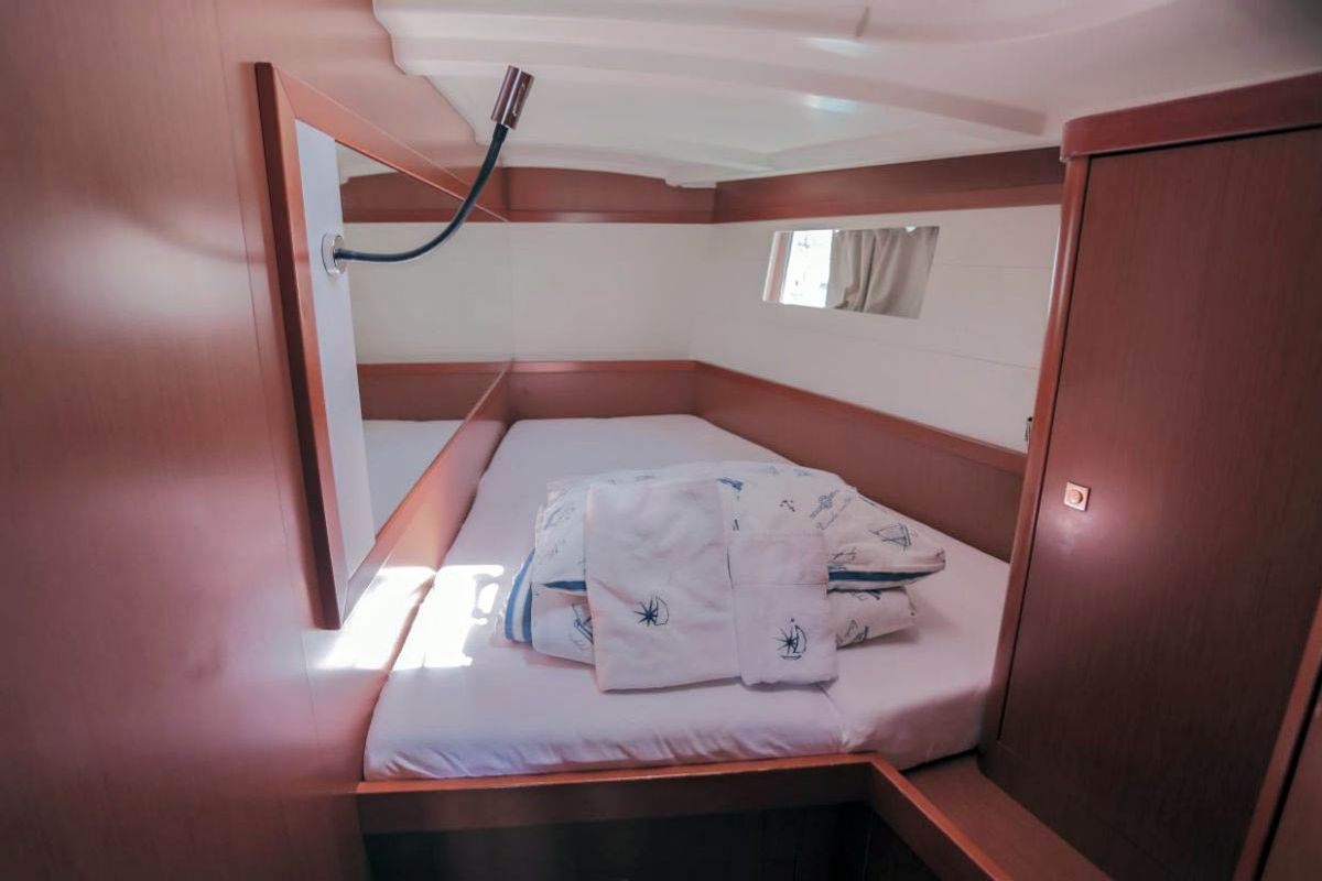 Svartklubben-Östhammar , a Beneteau Oceanis 48 sailboat at Gåshaga, Sweden