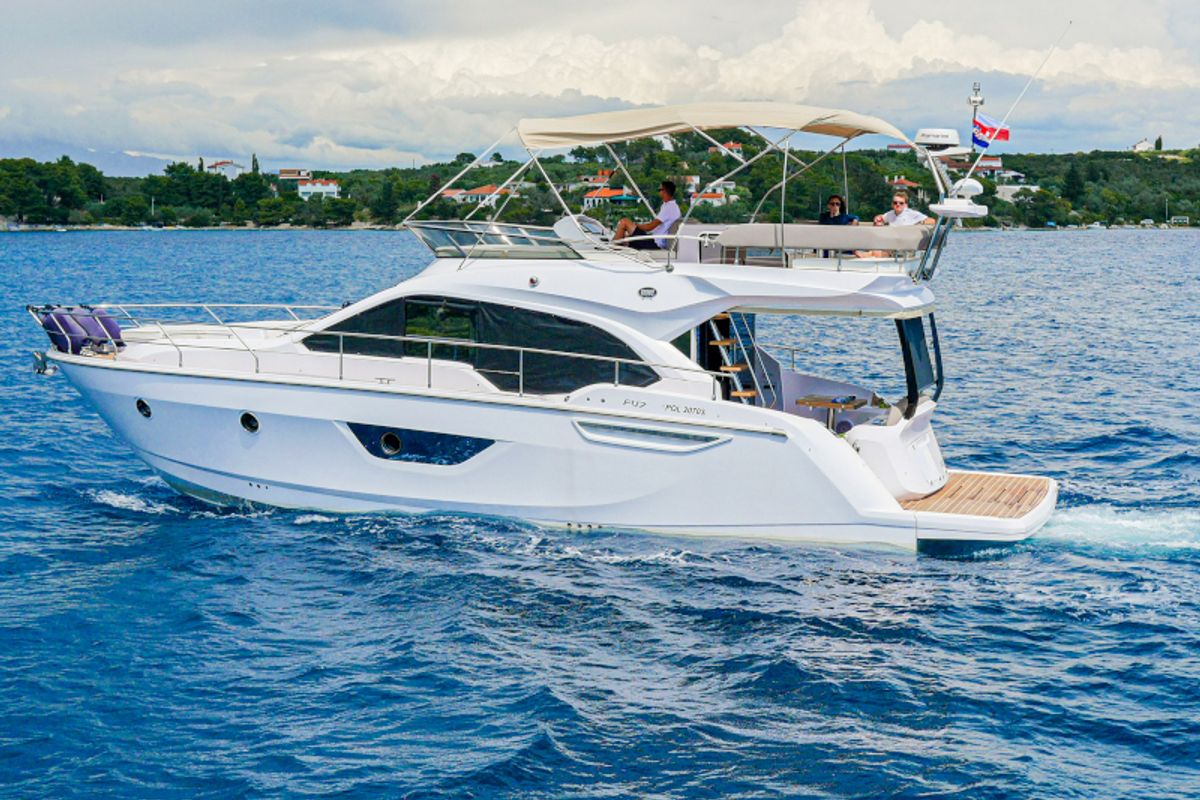 Exterior view of Star Dust, a Sessa Marine Sessa Fly 47 motorboat at Općina Sukošan, Croatia