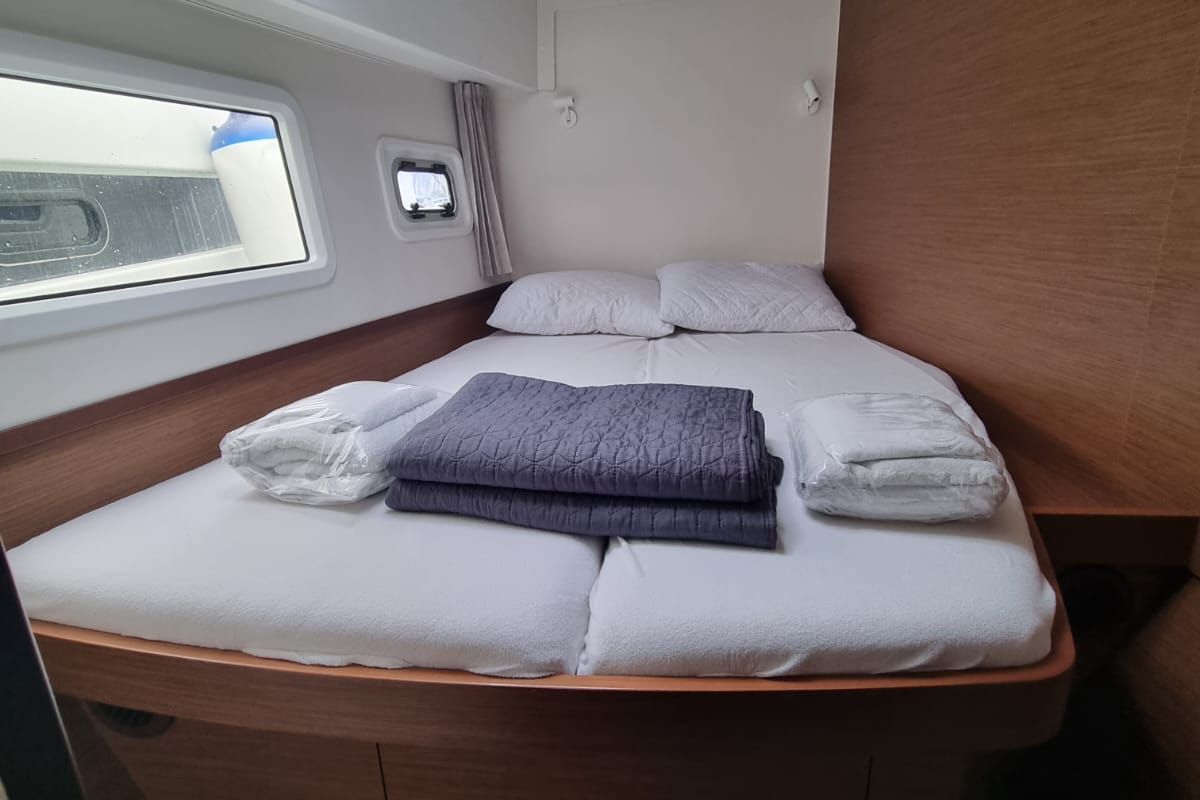Cabin on Mojito, a Lagoon 42 catamaran at Preveza, Greece