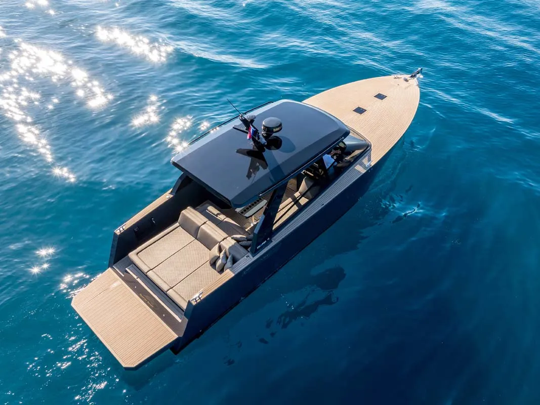 Deck of Gariful 2, a Colnago 45 yacht at Split, Croatia