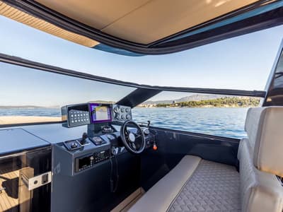Cabin on Gariful 2, a Colnago 45 yacht at Split, Croatia
