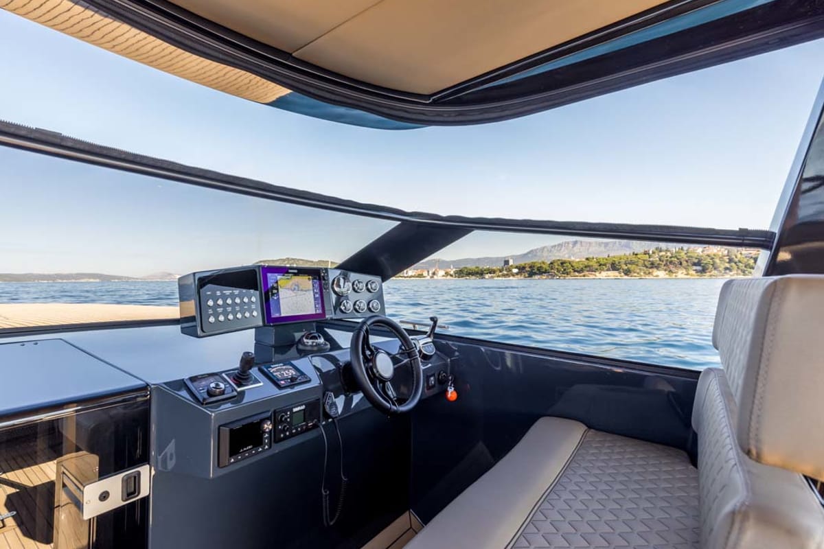 Cabin on Gariful 2, a Colnago 45 yacht at Split, Croatia