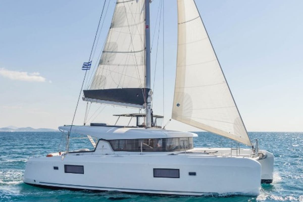 Amici, a Lagoon 42 catamaran at Athens, Greece