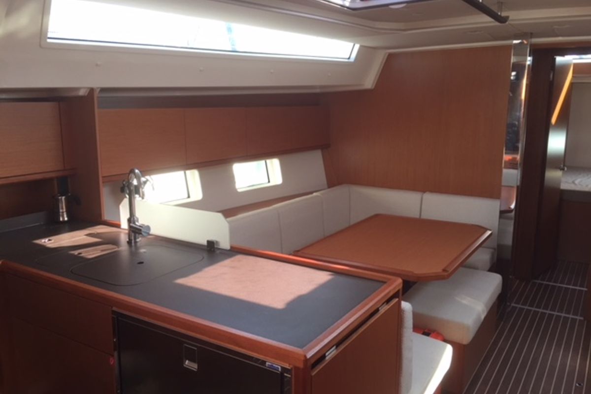 Salon of Alnair, a Bavaria C45 Holiday sailboat at Salerno, Italy