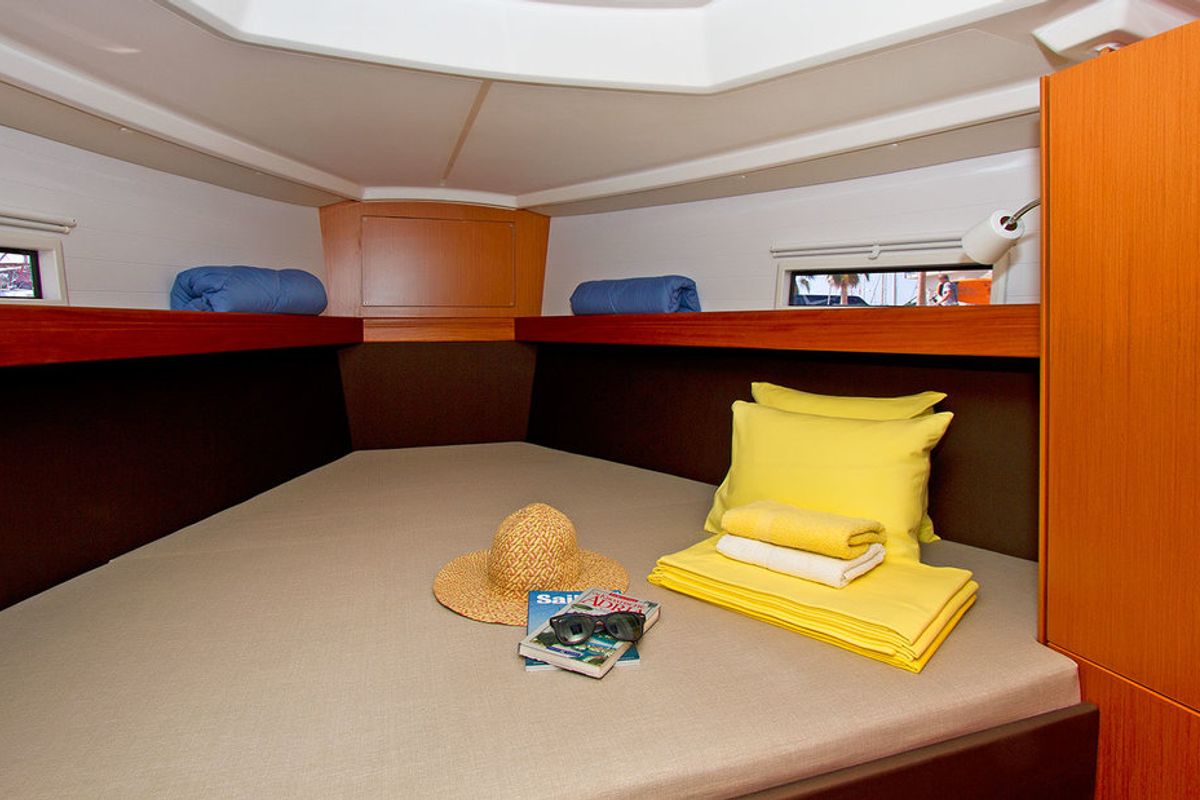 Cabin on Lirica, a Bavaria Cruiser 37 sailboat at Split, Croatia