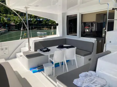 Deck of ATMOSFERA W, a Lagoon 40 catamaran at Paraty, Brazil