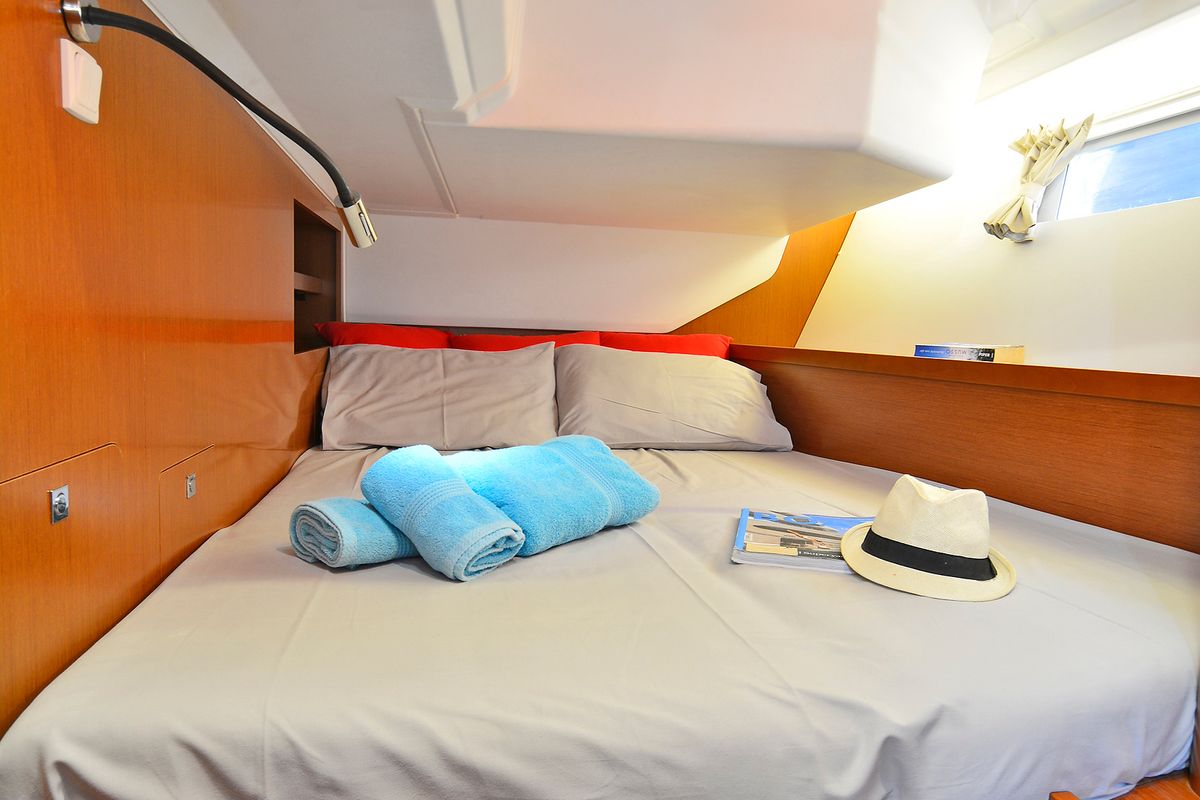 Cabin on Butterfly, a Beneteau Oceanis 45 sailboat at Kos, Greece