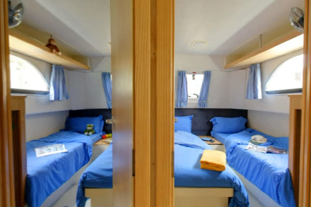 Cabin on Salsa A - Comfort 4, a Cygnet Salsa A motorboat at Castelnaudary, France