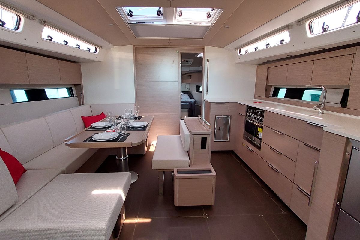Salon of Nausicaä, a Hanse Yachts Hanse 460 sailboat at Rosignano Solvay, Italy