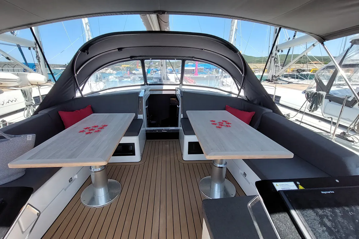 Cockpit of Nausicaä, a Hanse Yachts Hanse 460 sailboat at Rosignano Solvay, Italy