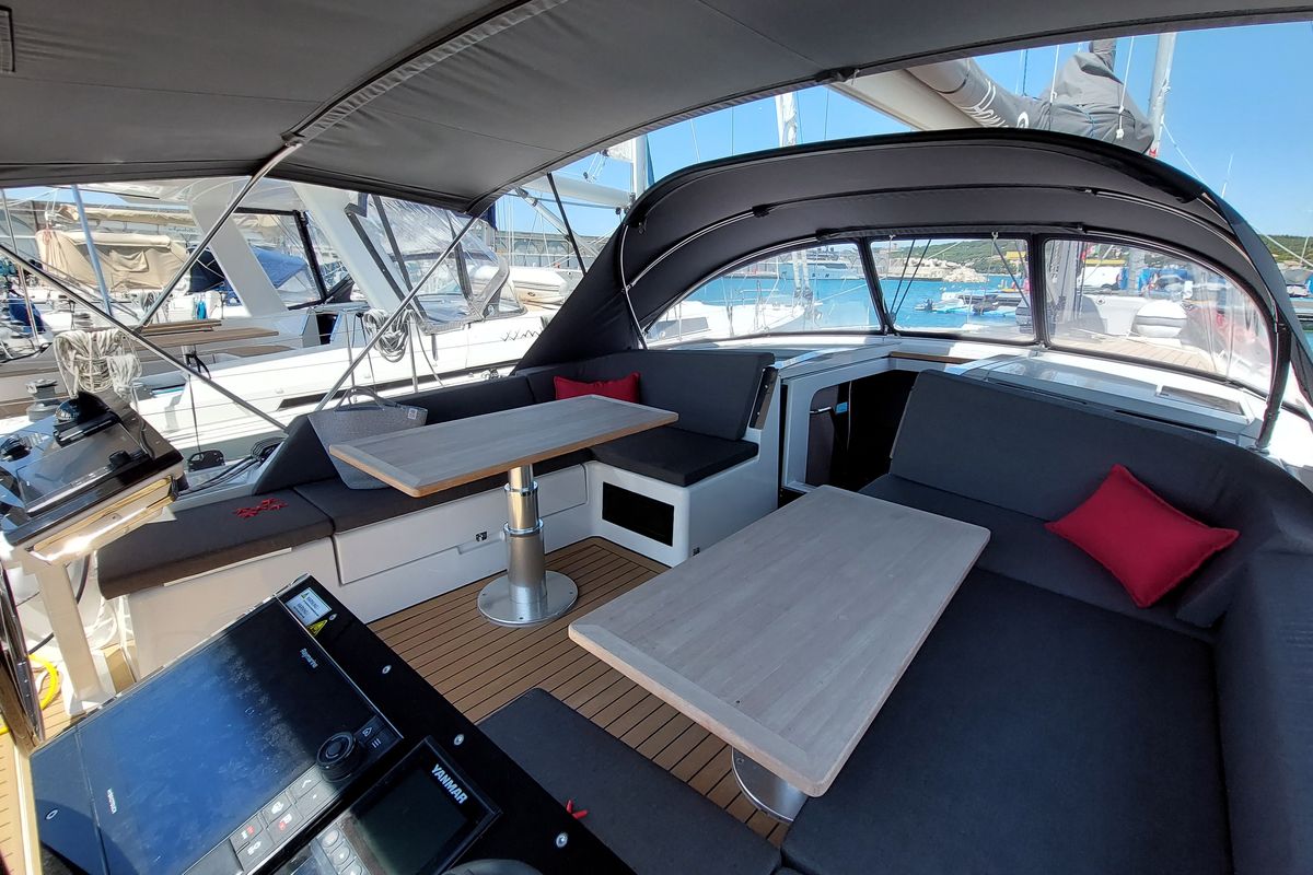 Deck of Nausicaä, a Hanse Yachts Hanse 460 sailboat at Rosignano Solvay, Italy