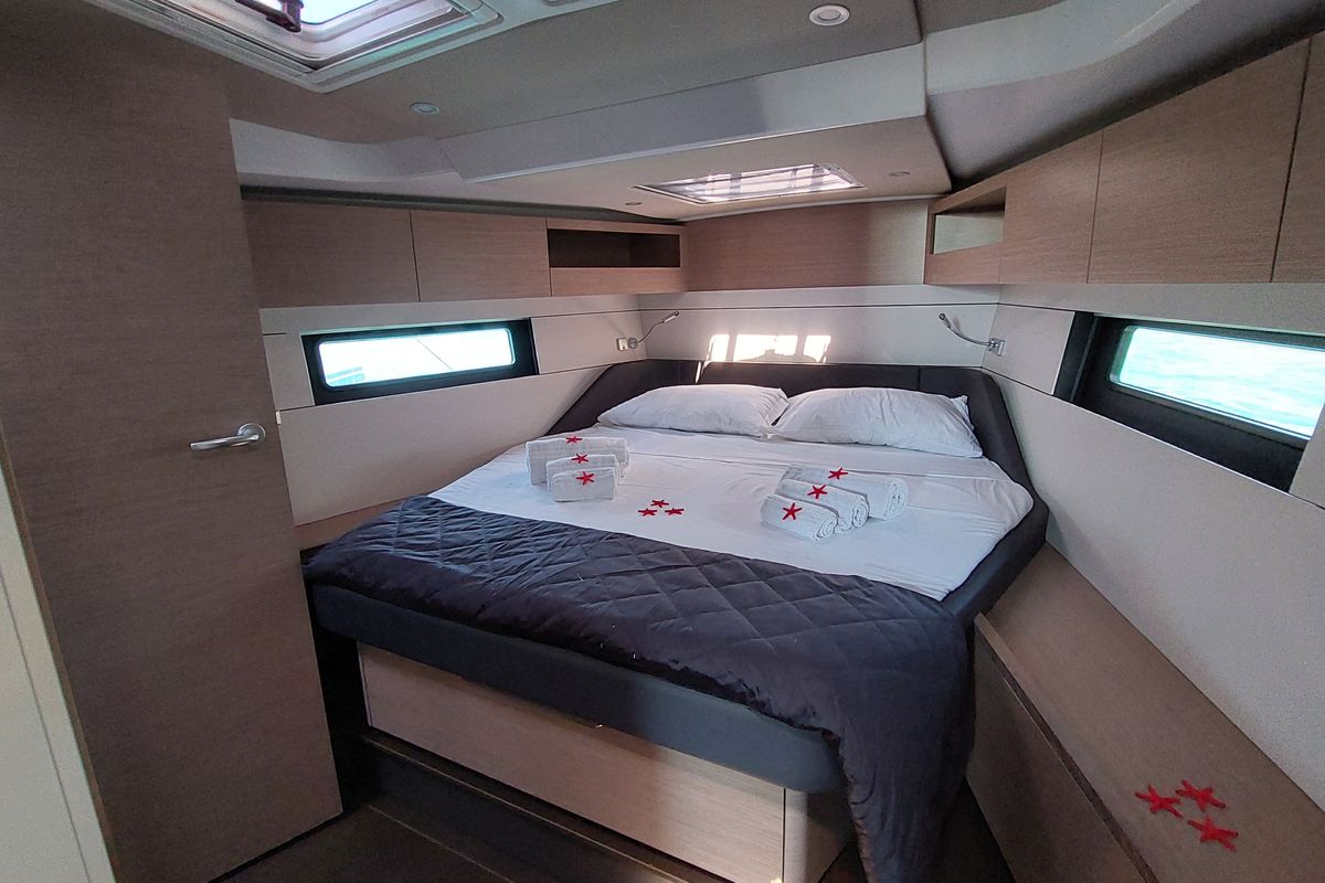 Cabin on Nausicaä, a Hanse Yachts Hanse 460 sailboat at Rosignano Solvay, Italy