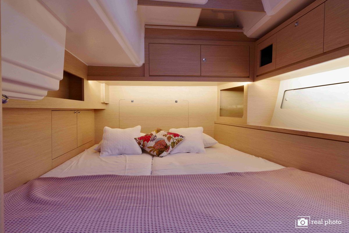 Cabin on Cassiopea - A/C, Generator, Water maker, Solar Panel, a Dufour 530 sailboat at Castellammare di Stabia, Italy