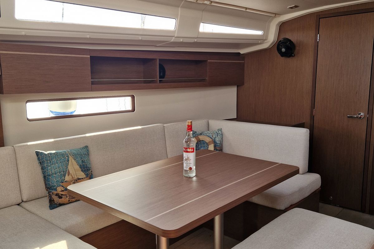 Salon of Marilena, a Beneteau Oceanis 40.1 sailboat at Athens, Greece