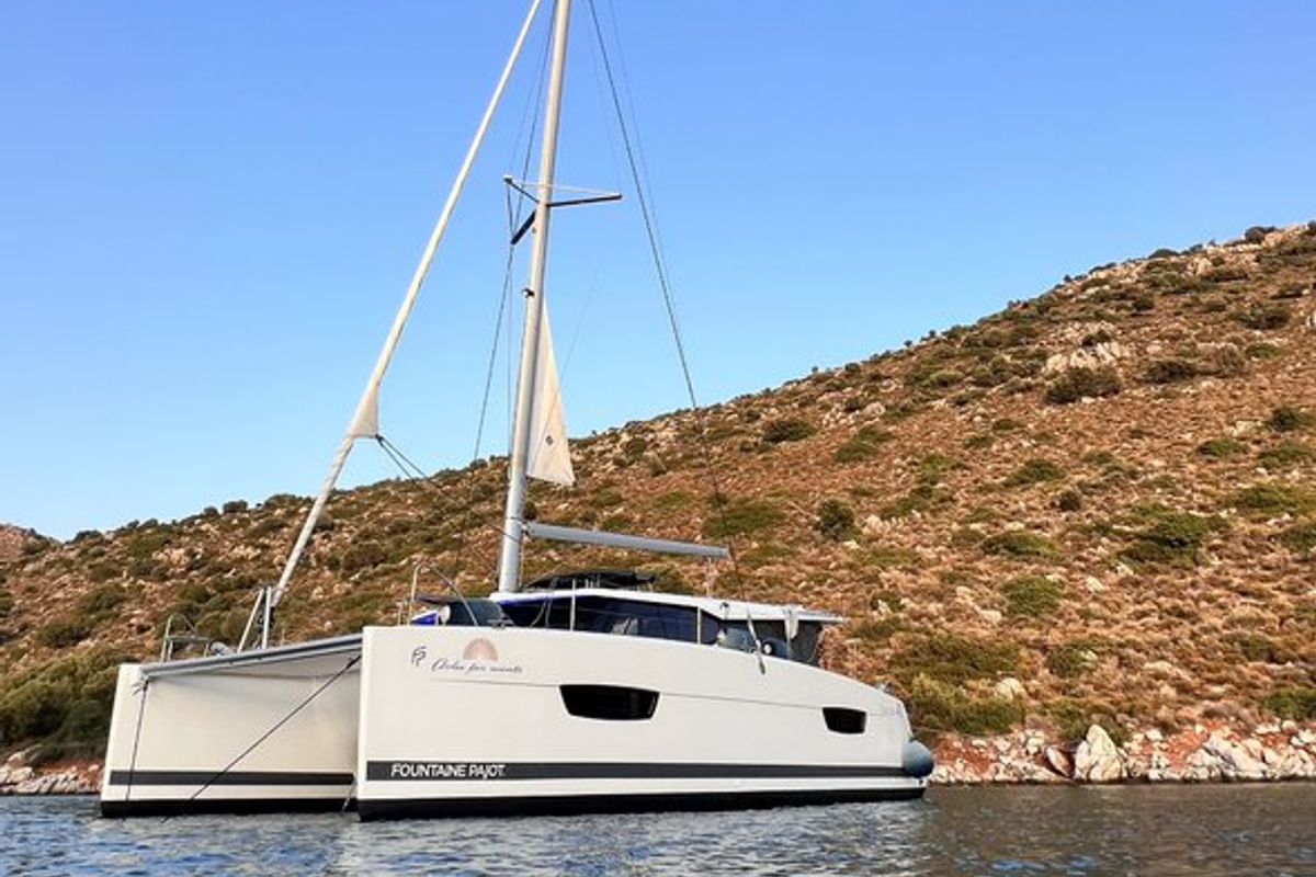 Dolce, a Fountaine Pajot Lucia 40 catamaran at Marmaris, Turkey