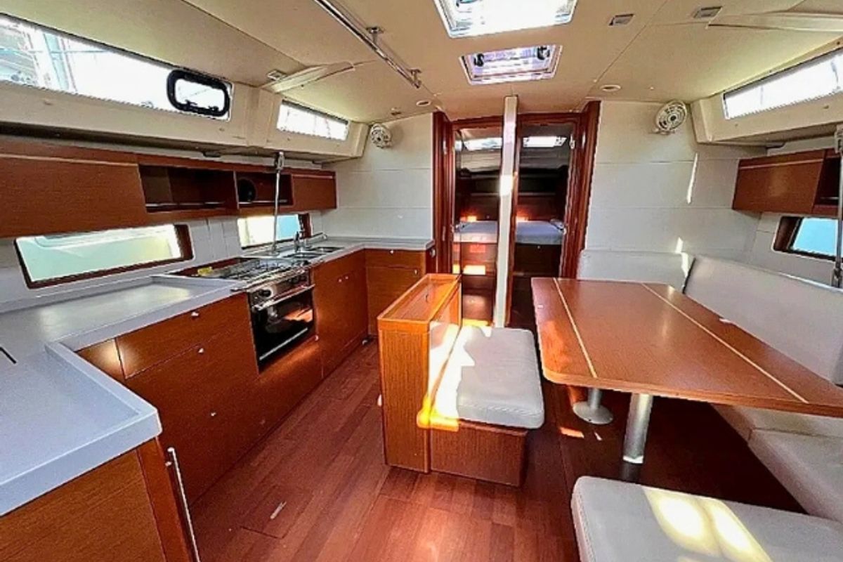 Salon of Ostria, a Beneteau Oceanis 46.1 sailboat at Athens, Greece