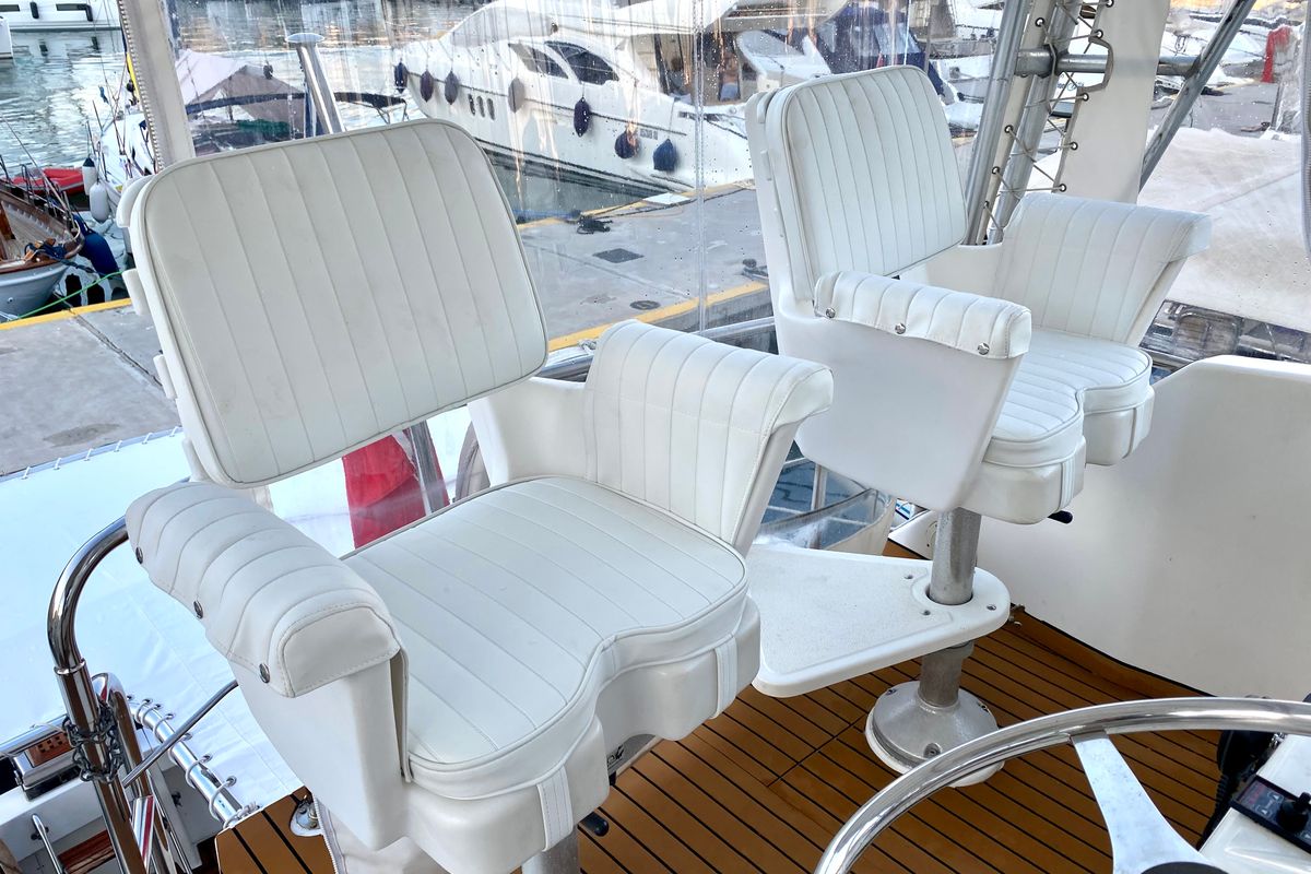 Cockpit of Tipejyas, a Gulet Hatteras 50 Convertible motorboat at Livadi, Greece