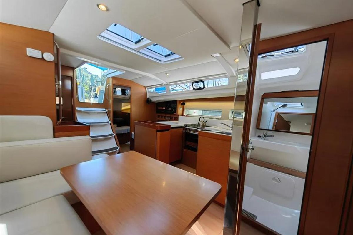 Salon of Negroni, a Jeanneau Sun Odyssey 440 sailboat at Athens, Greece