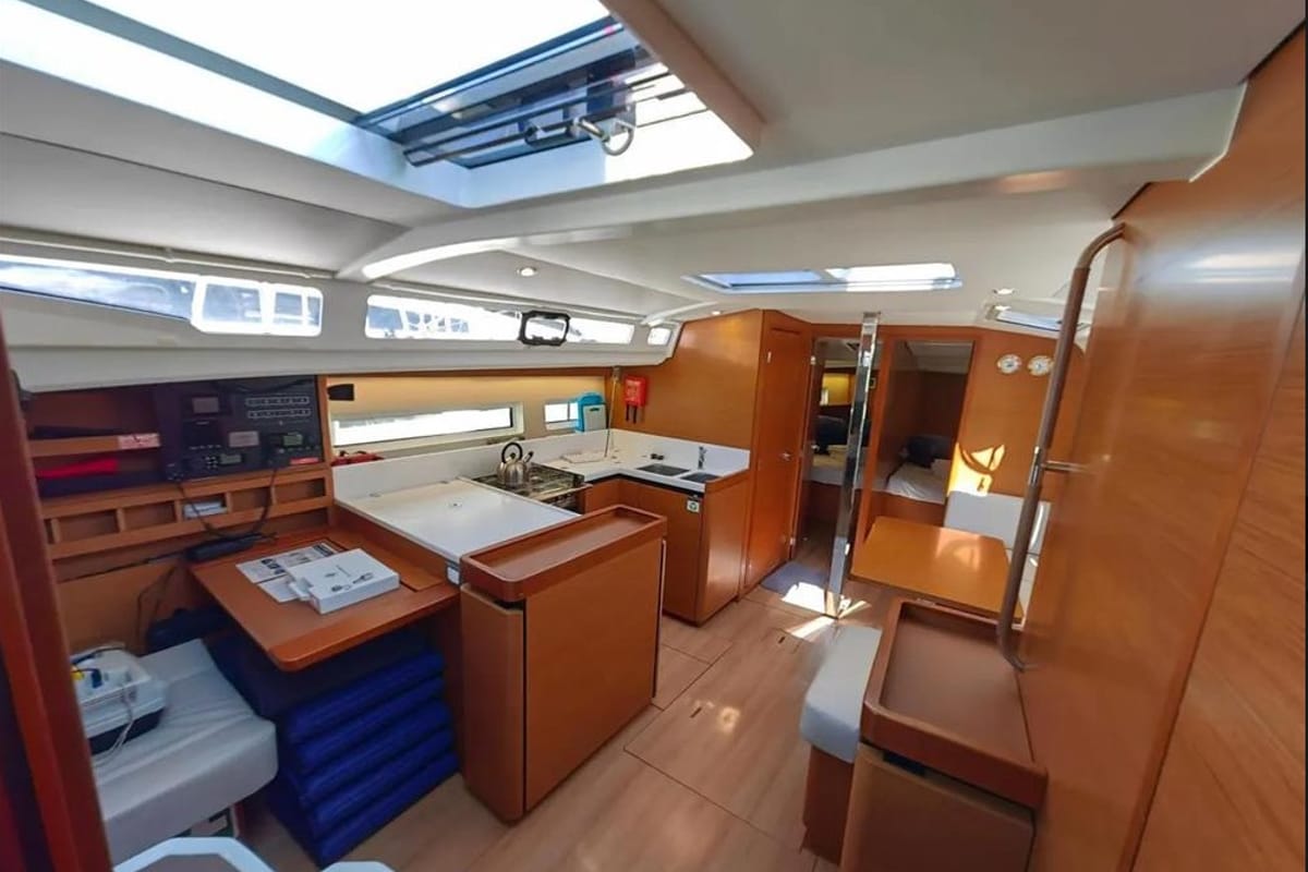 Salon of Negroni, a Jeanneau Sun Odyssey 440 sailboat at Athens, Greece